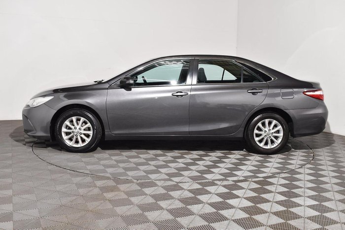 2017 Toyota Camry Altise
