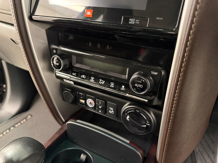 2018 Toyota Fortuner Crusade GUN156R 4X4 Dual Range Graphite