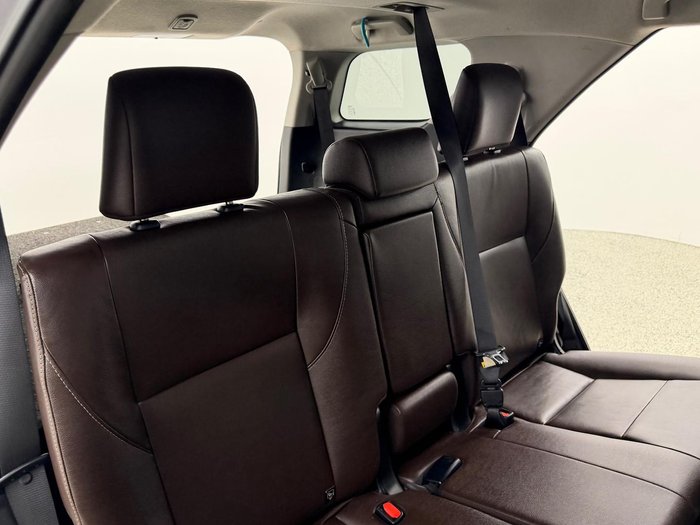 2018 Toyota Fortuner Crusade GUN156R 4X4 Dual Range Graphite