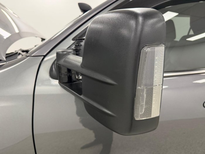 2018 Toyota Fortuner Crusade GUN156R 4X4 Dual Range Graphite