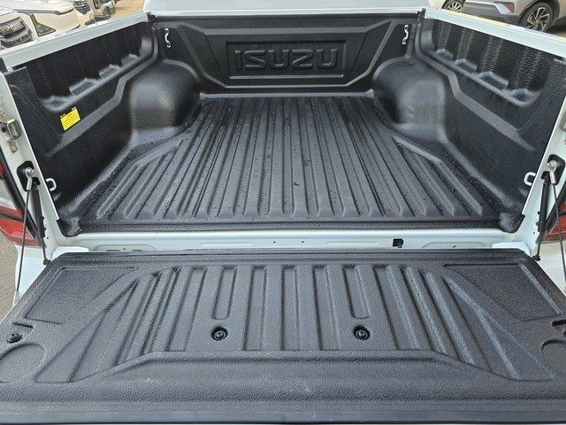 2025 Isuzu D-MAX