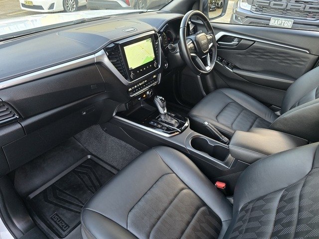 2025 Isuzu D-MAX