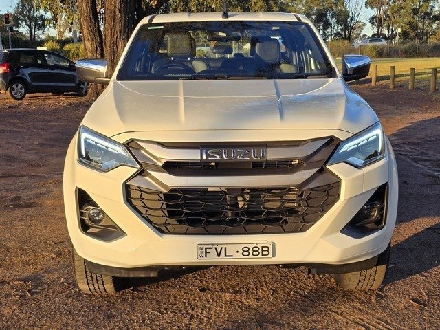 2025 Isuzu D-MAX