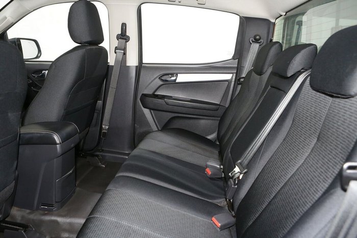 2019 Isuzu D-MAX LS-M