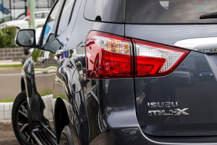 2019 Isuzu MU-X LS-U
