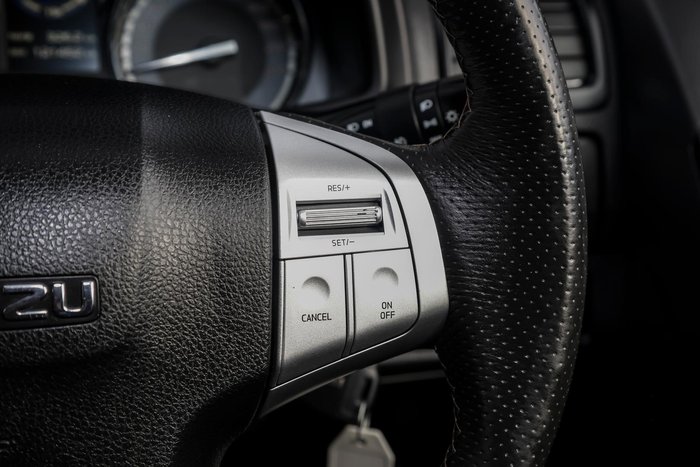2019 Isuzu MU-X LS-U