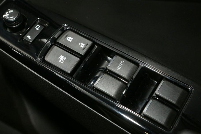 2022 Isuzu MU-X LS-T
