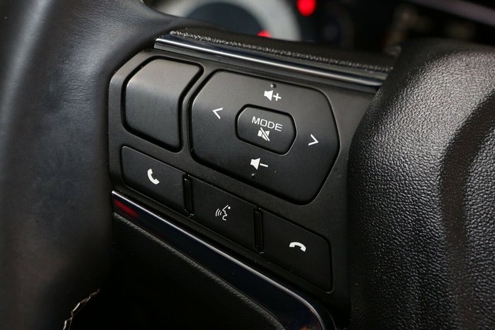 2022 Isuzu MU-X LS-T