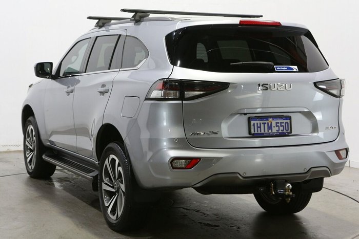 2022 Isuzu MU-X LS-T