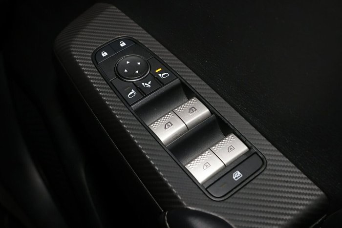 2024 Mitsubishi Outlander Black Edition