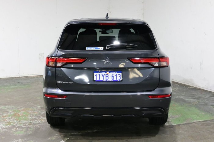 2024 Mitsubishi Outlander Black Edition