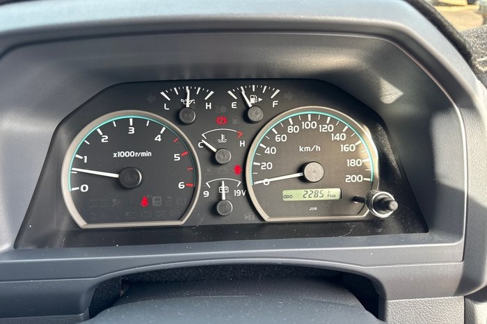 2023 Toyota Landcruiser GXL