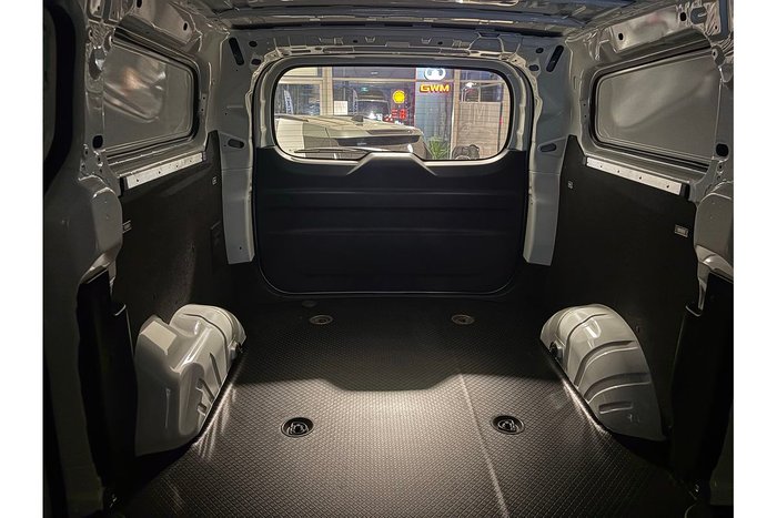 2026 LDV G10