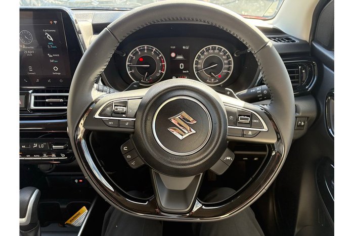 2025 Suzuki Fronx LUCENT ORANGE/BLK 2T (E88)