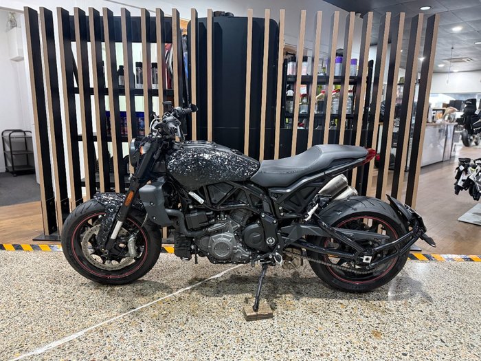 2022 Indian FTR 1200 S Black