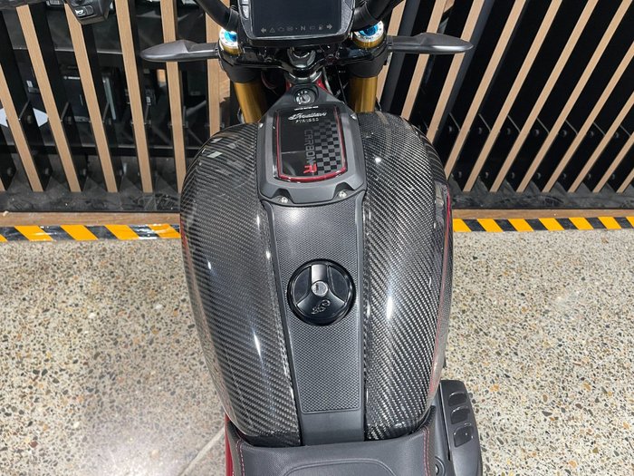 2022 Indian FTR 1200 S Black