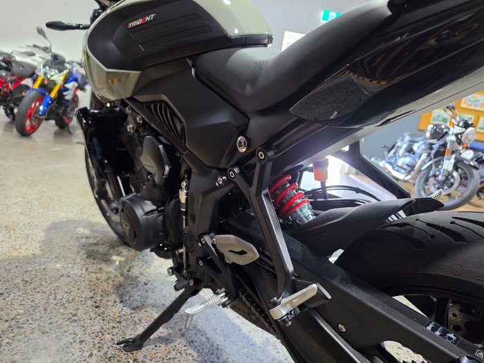 2026 Triumph 2026 Triumph 660CC TRIDENT 660 Road GREY