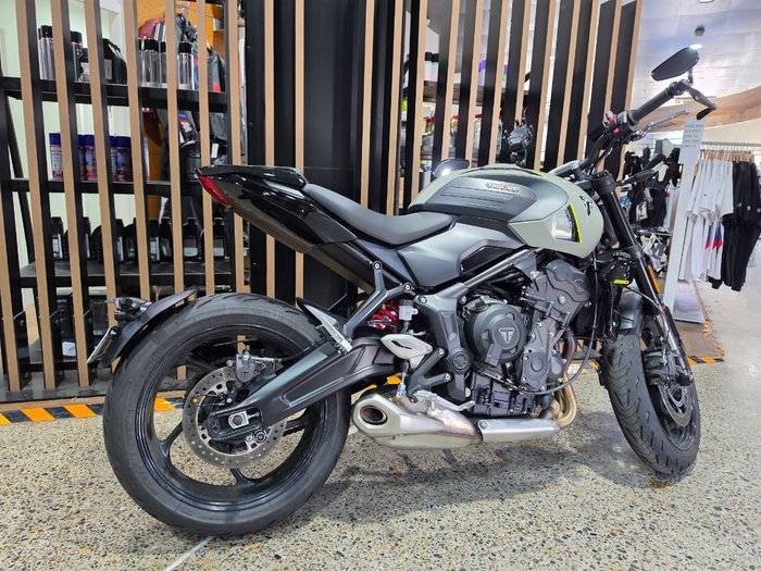 2026 Triumph 2026 Triumph 660CC TRIDENT 660 Road GREY