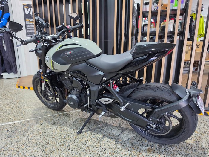 2026 Triumph 2026 Triumph 660CC TRIDENT 660 Road GREY