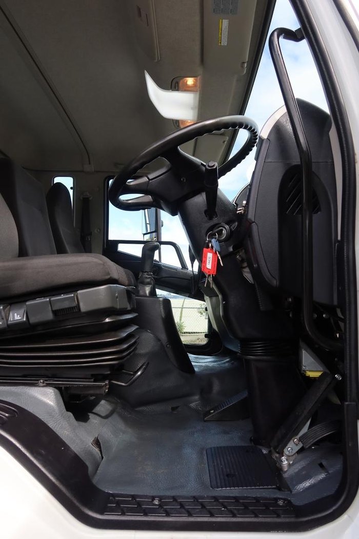 2021 Fuso Fighter 2427