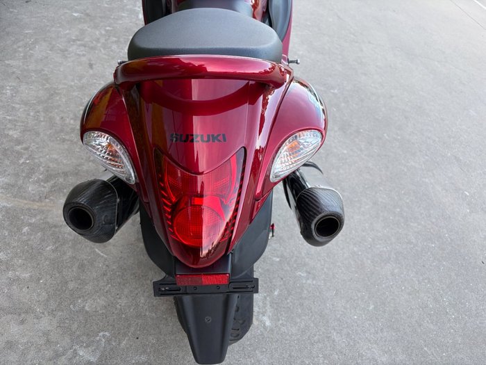 2012 Suzuki GSX1300RZ (HAYABUSA) Red
