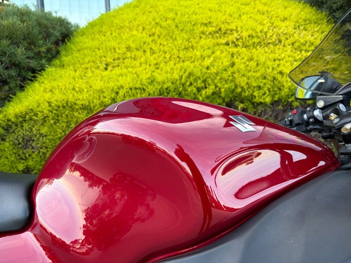 2012 Suzuki GSX1300RZ (HAYABUSA) Red