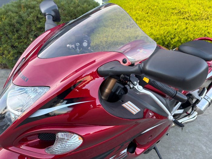 2012 Suzuki GSX1300RZ (HAYABUSA) Red