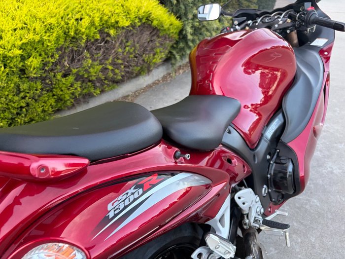 2012 Suzuki GSX1300RZ (HAYABUSA) Red