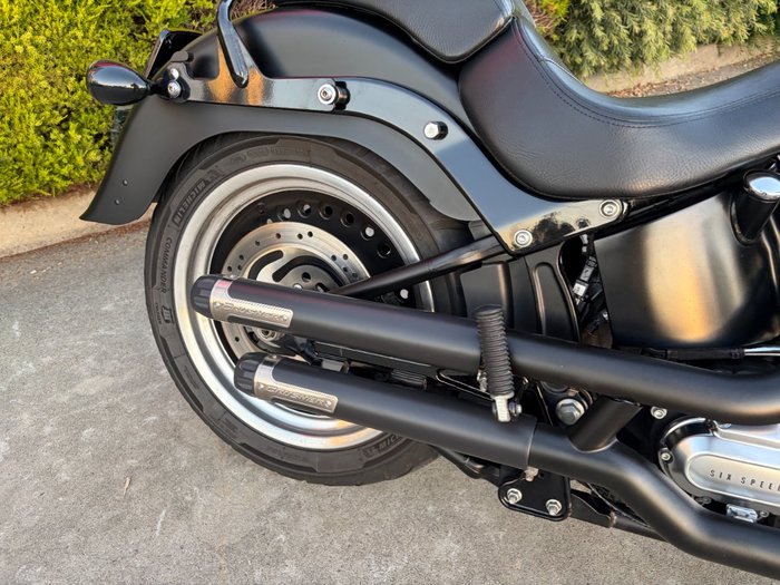 2010 HARLEY-DAVIDSON FLSTFB FAT BOY LO