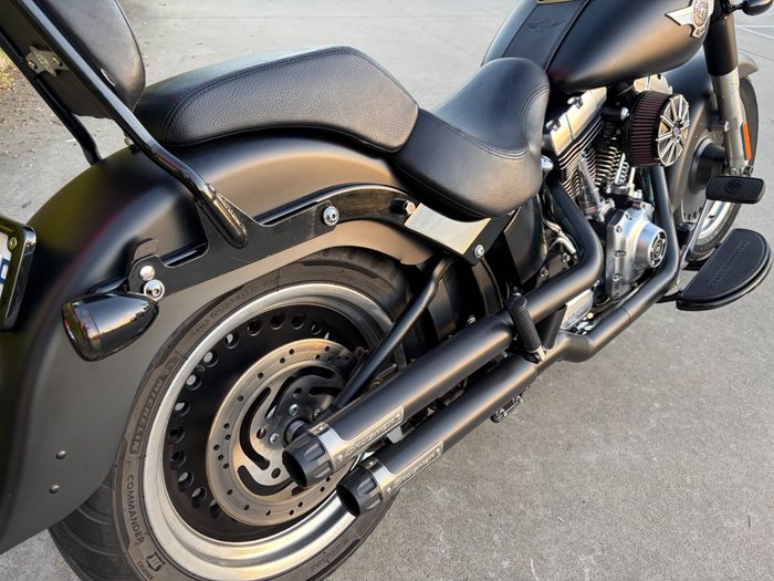 2010 HARLEY-DAVIDSON FLSTFB FAT BOY LO