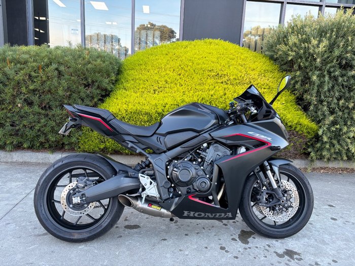 2025 Honda CBR650R Black