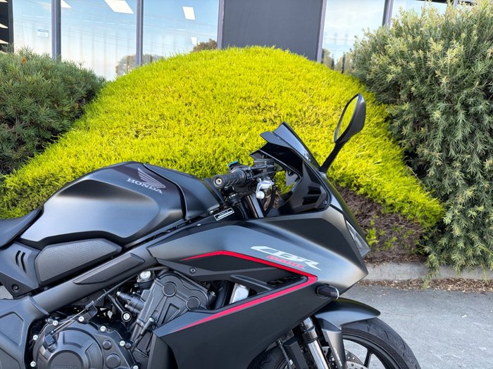 2025 Honda CBR650R Black