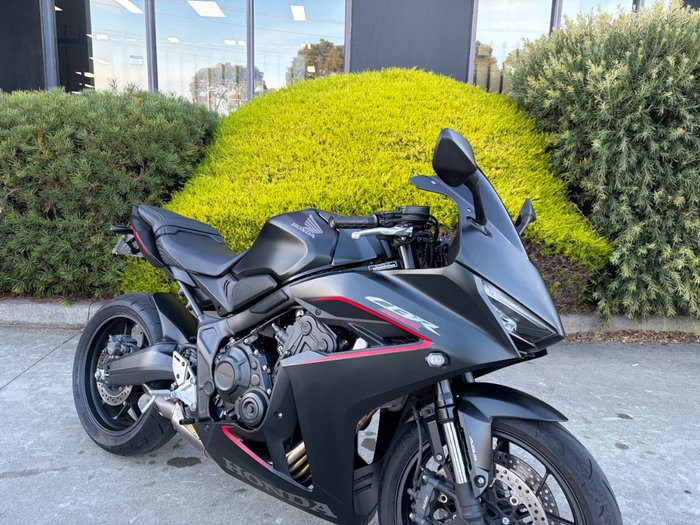 2025 Honda CBR650R Black