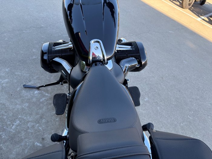 2023 BMW Motorrad R 18 CLASSIC HIGHLINE Black