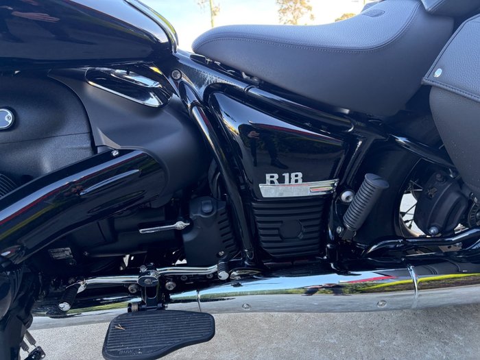 2023 BMW Motorrad R 18 CLASSIC HIGHLINE Black