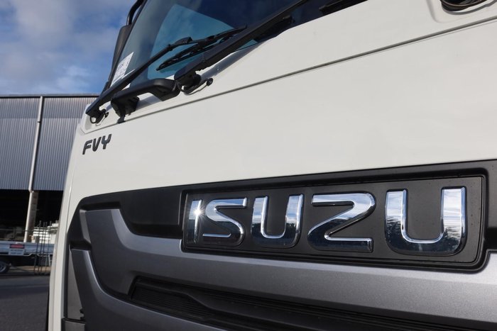 2026 Isuzu F Series FVY 260-300 AT R67