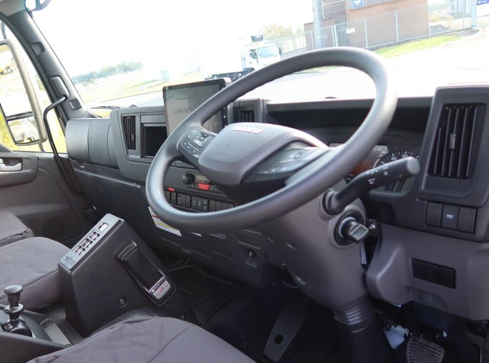 2026 Isuzu F Series FVY 260-300 AT R67