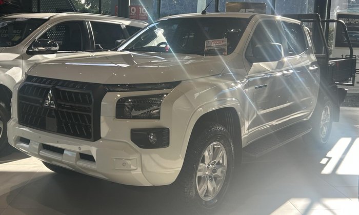 2026 Mitsubishi Triton GLX+