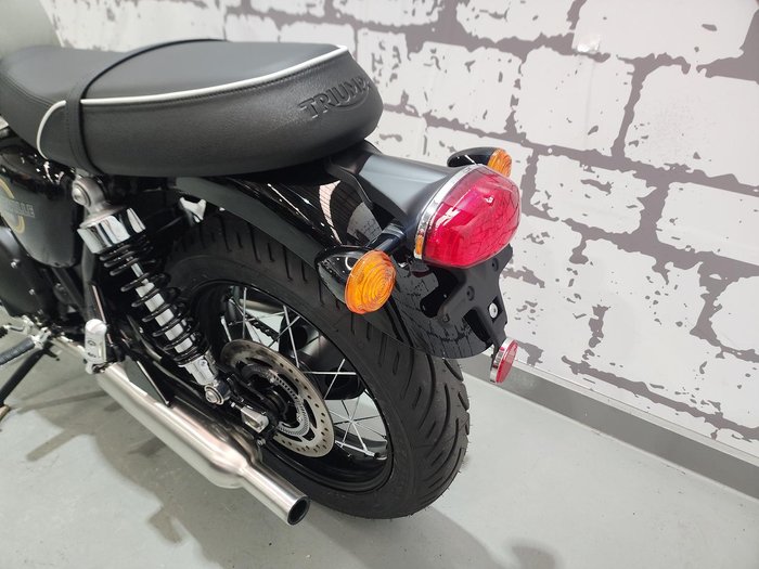 2026 Triumph Bonneville T100 (900cc) Bonneville Grey