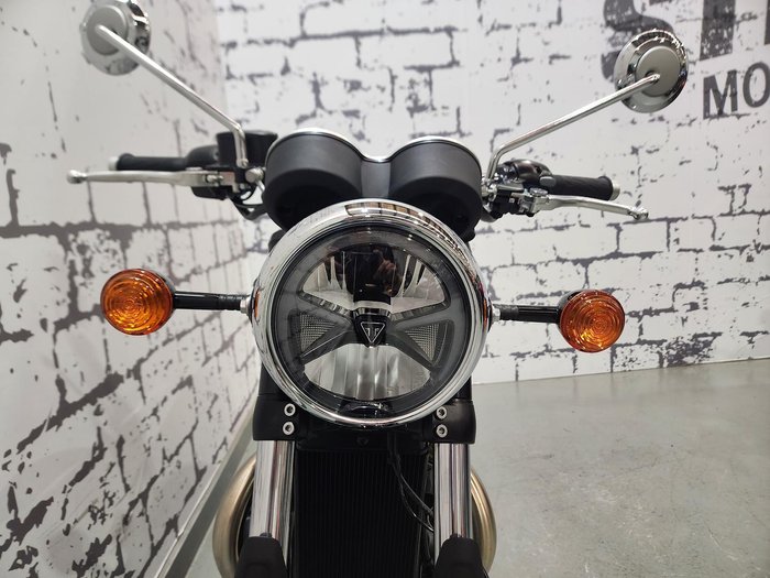 2026 Triumph Bonneville T100 (900cc) Bonneville Grey