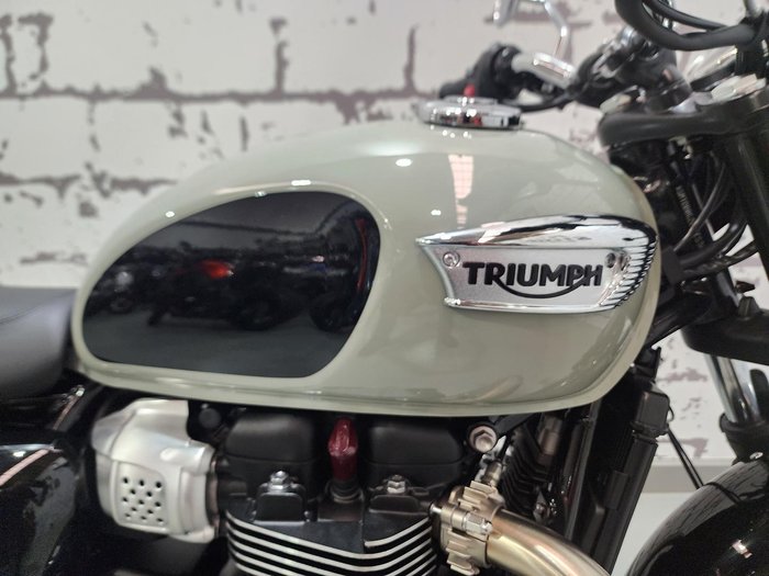 2026 Triumph Bonneville T100 (900cc) Bonneville Grey
