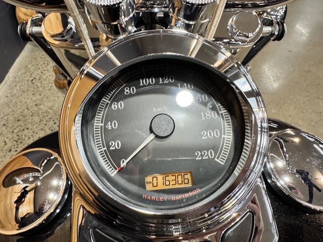 2017 HARLEY-DAVIDSON FLSTC HERITAGE SOFTAIL CLASSIC