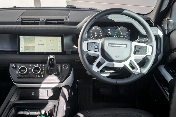 2023 Land Rover Defender 110 D300 SE