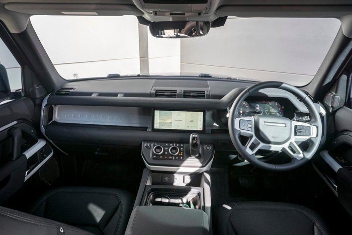 2023 Land Rover Defender 110 D300 SE