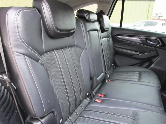 2021 Isuzu MU-X LS-T