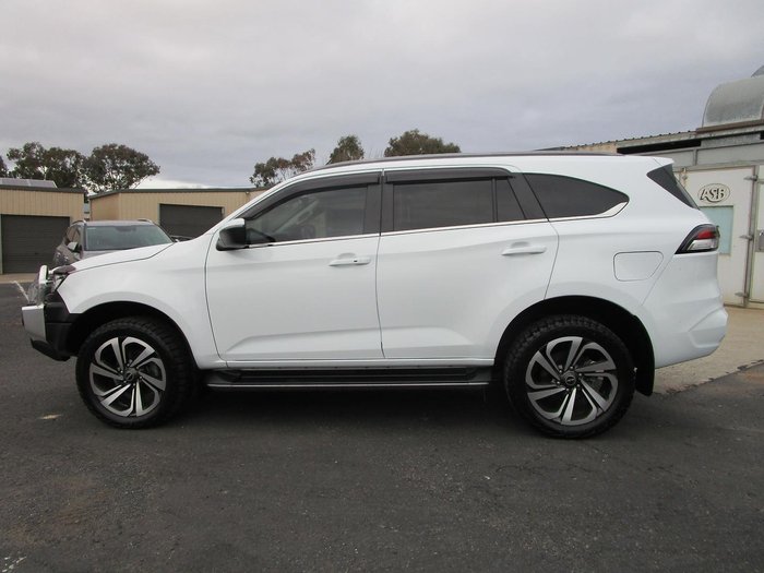 2021 Isuzu MU-X LS-T