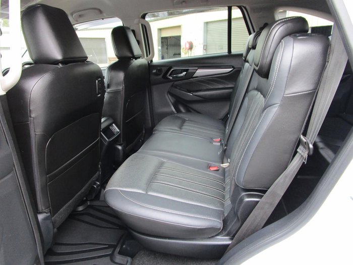 2021 Isuzu MU-X LS-T