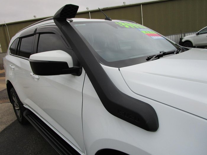 2021 Isuzu MU-X LS-T
