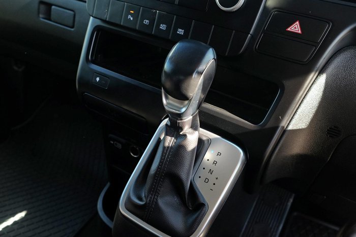 2021 Hyundai STARIA LOAD