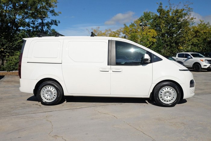 2021 Hyundai STARIA LOAD
